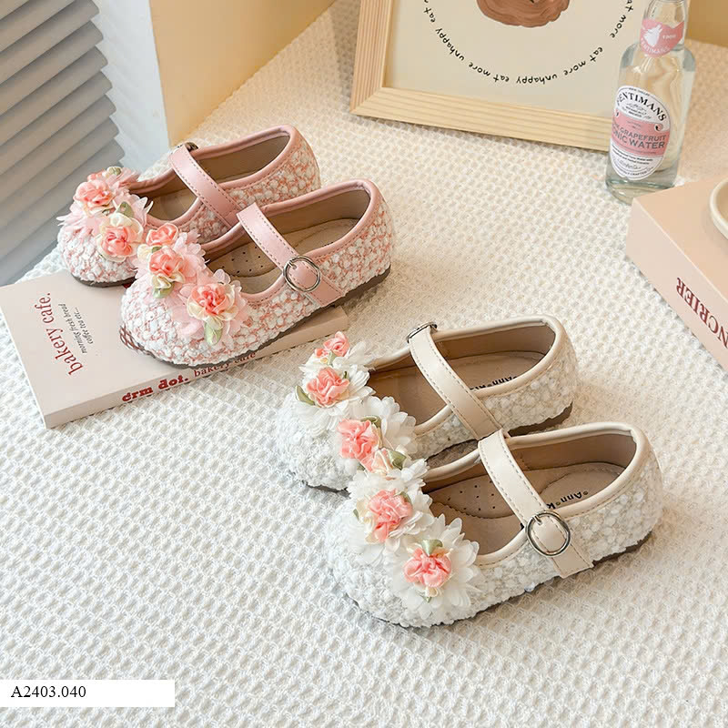 Giày búp bê hoa nổi quai dán    Giá sỉ như sau: sz 21-25 : 126k sz 26-30: 134k 
