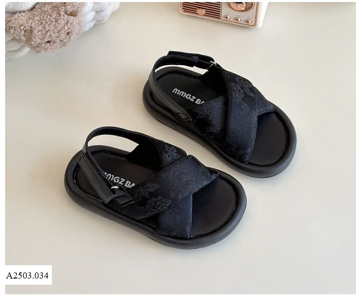 SANDAL QUAI CHÉO CHO BÉ   Giá sỉ như sau: sz 21-25 : 118k   sz 26-30 : 128k