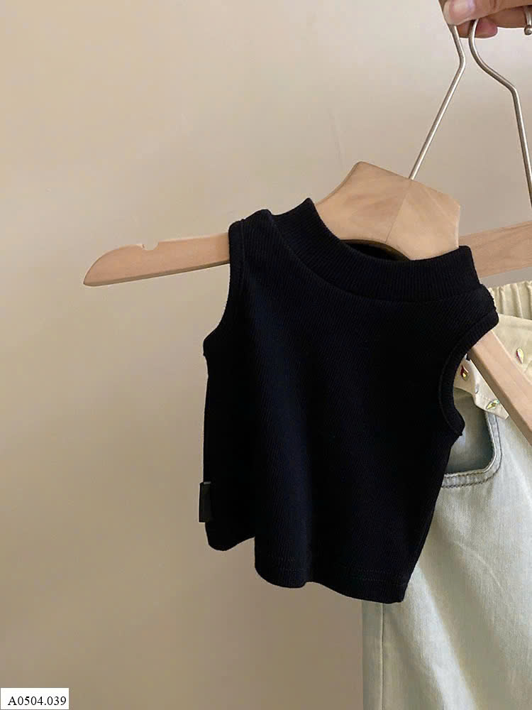 ÁO SÁT NÁCH PHỐI QUẦN JEAN Giá sỉ như sau: Áo: 82k Quần: 190k 