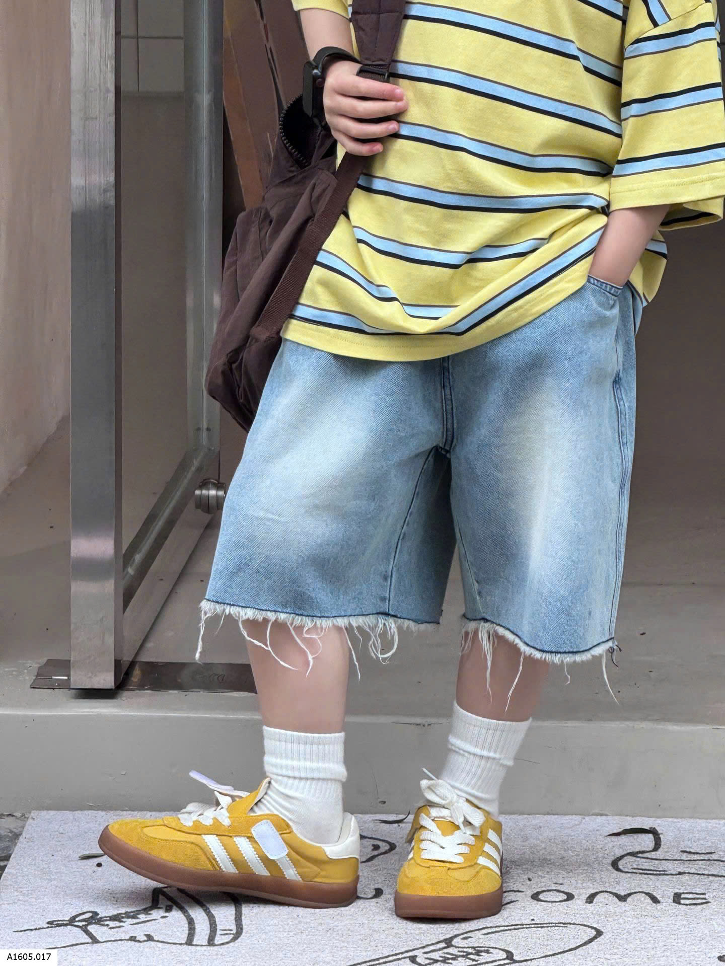 QUẦN SHORT JEAN RÁCH TUA DUA CÁ TÍNH BT Sỉ 176k