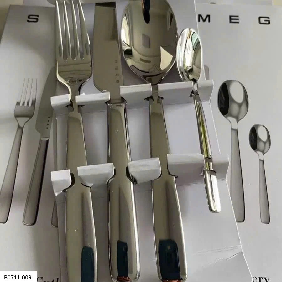 SET 4 DỤNG CỤ SMEG  Giá sỉ 80k
