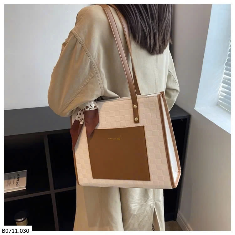 TÚI ĐEO CHÉO TOTE OVERSIZE PHỐI MÀU  Giá sỉ 163k