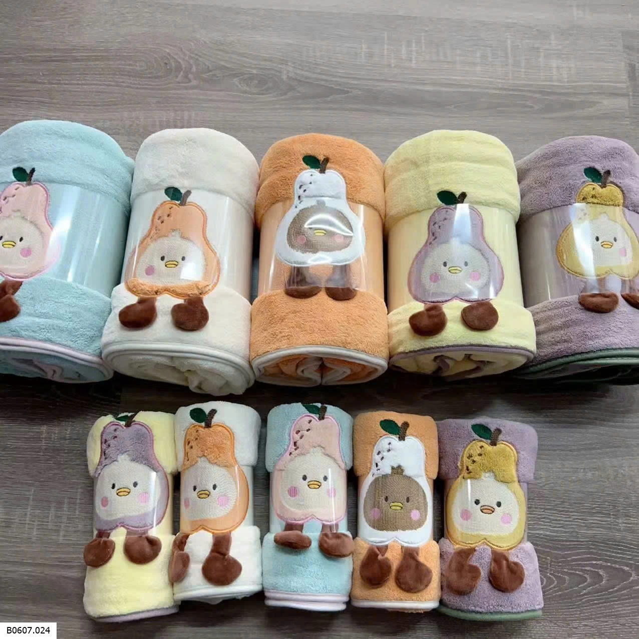 SET 2C KHĂN QUẢ LÊ CUTE Sỉ giá  set 1: 77k  set 2: 104k 