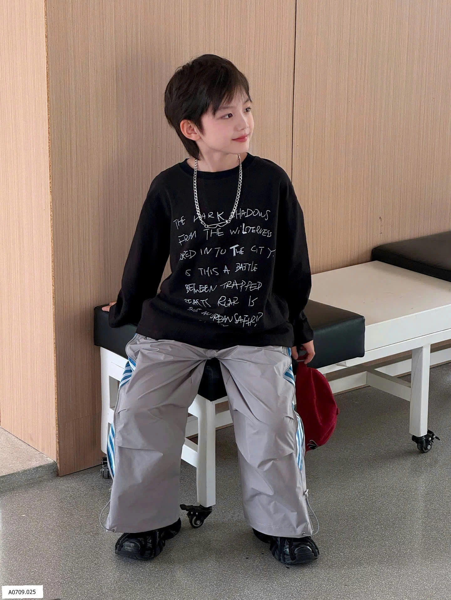 SET ÁO PHÔNG CHỮ DÀI TAY MIX QUẦN KẺ SỌC   Giá sỉ áo: 127k  quần: 198k 