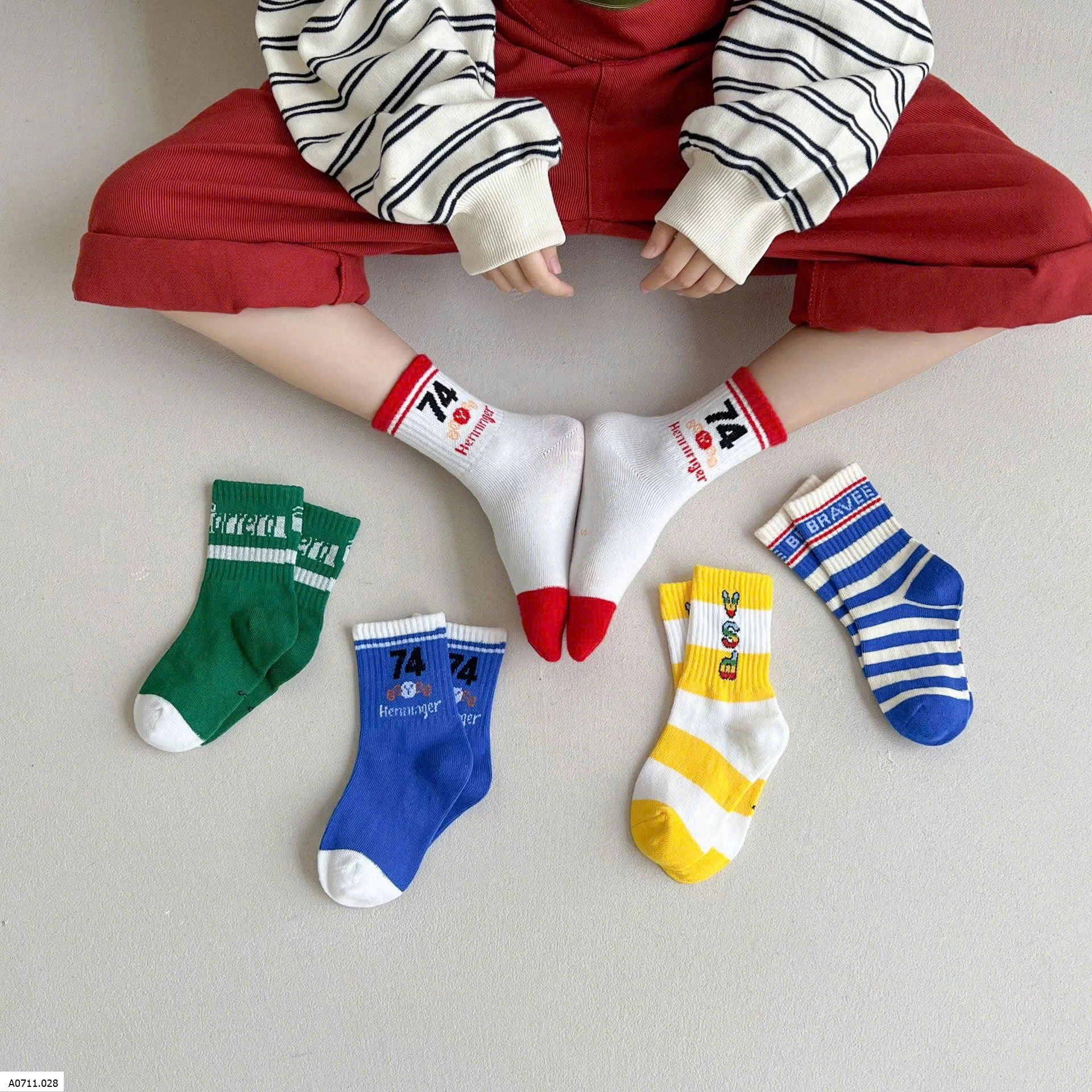 SET 5 ĐÔI TẤT CAO CỔ CHO BÉ  Giá sỉ 70k/set 