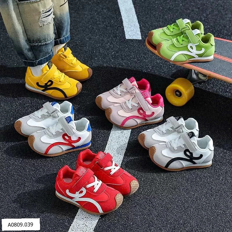 Giày thể thao cho bé new   Giá sỉ 105k