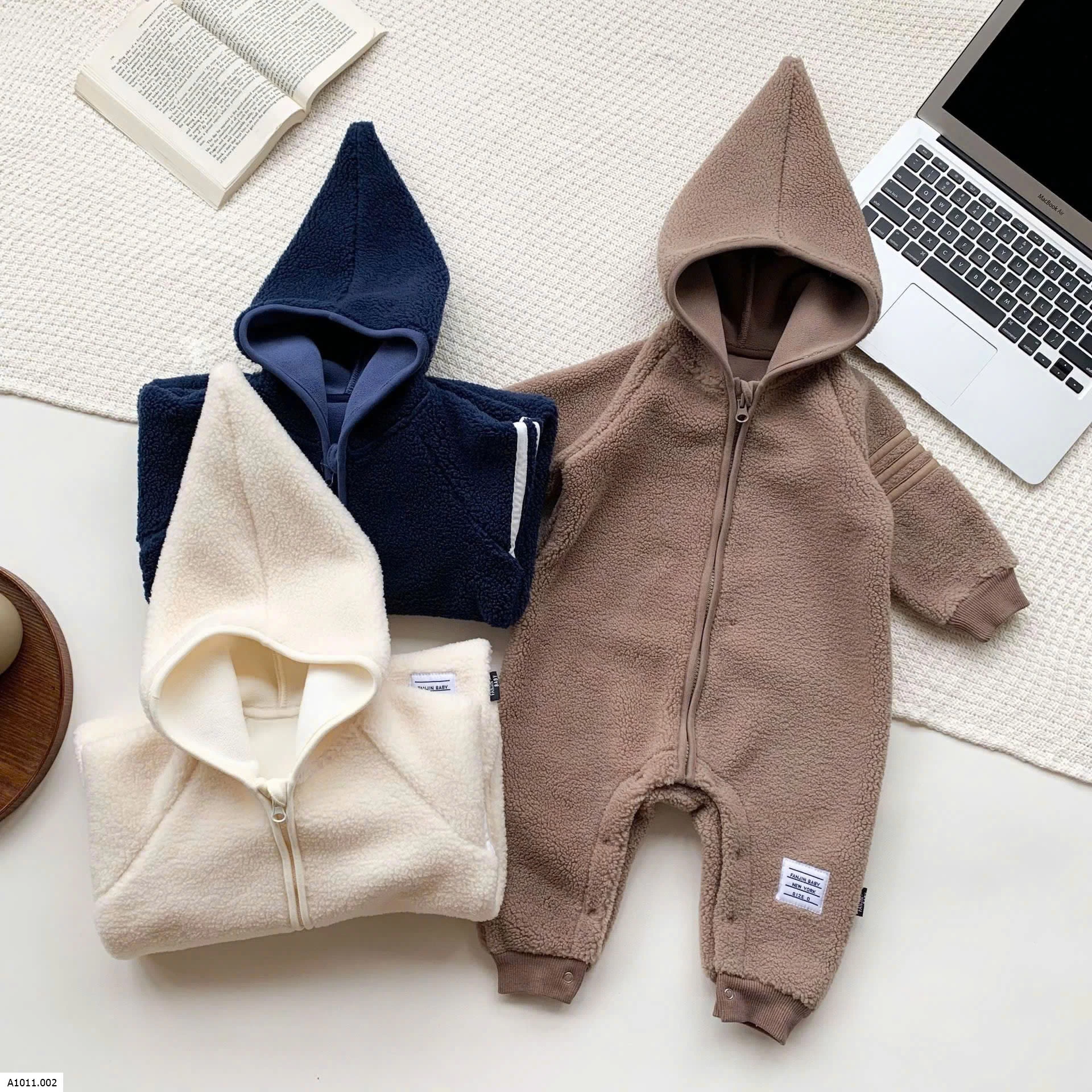 BỘ ĐỒ LIỀN THÂN CHO BÉ  Giá sỉ 200k