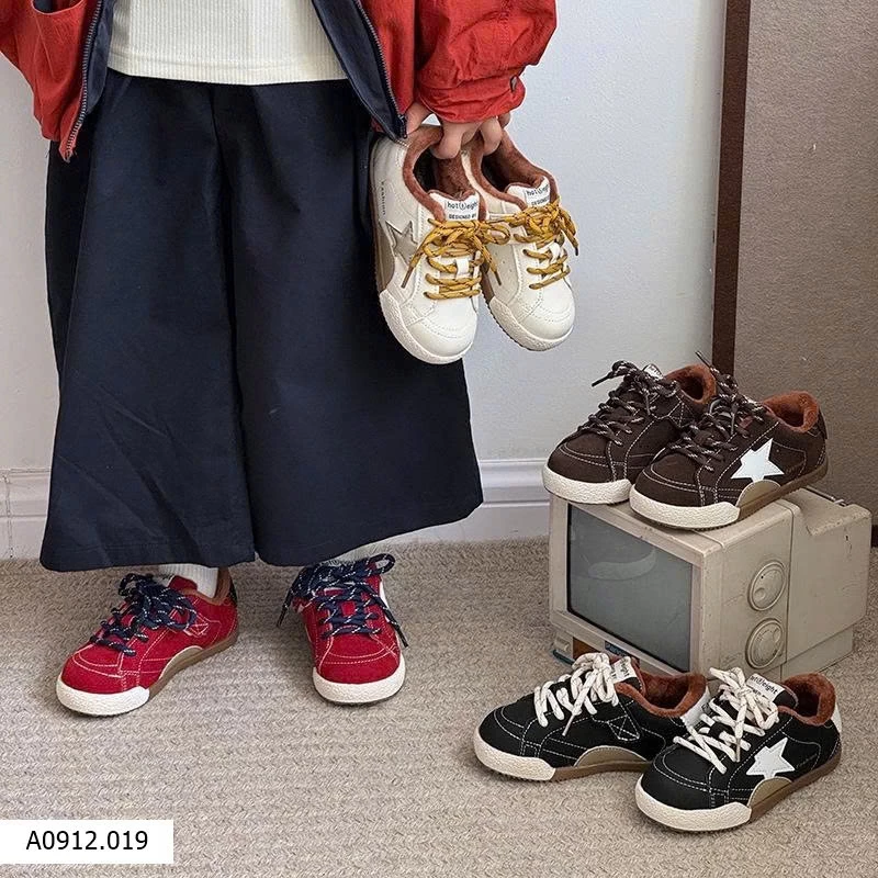 GIÀY THỂ THAO NGÔI SAO CHO BÉ Giá sỉ 23-30: 165k 31-36: 175k