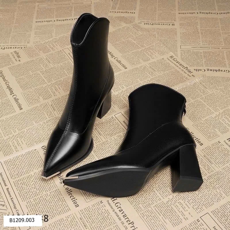 Bốt Martin cổ điển  Giá sỉ 185k
