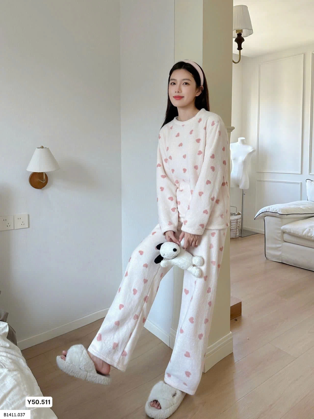 BỘ LÔNG HỌA TIẾT MAD NONO CHO NỮ  Giá sỉ 180k