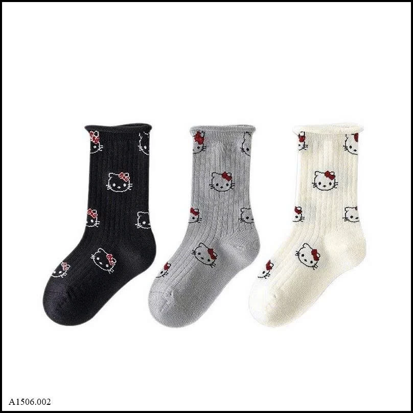 SET 3 ĐÔI TẤT HELLO KITTY  Sỉ 37k/ set 3 đôi