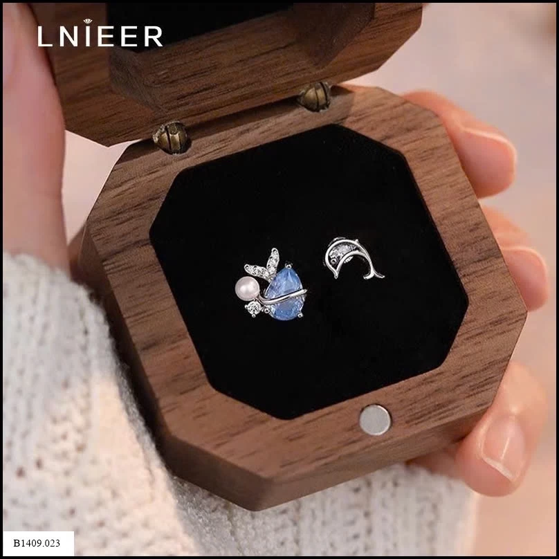 BÔNG TAI CÁ HEO  LNIEER Giá sỉ 105k/đôi