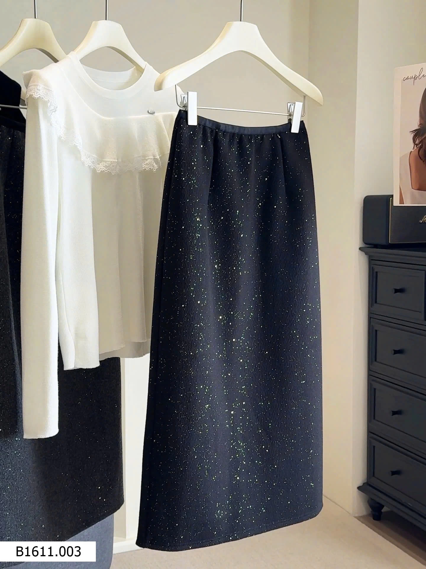 Chân váy len đính sequin  Giá sỉ 215k