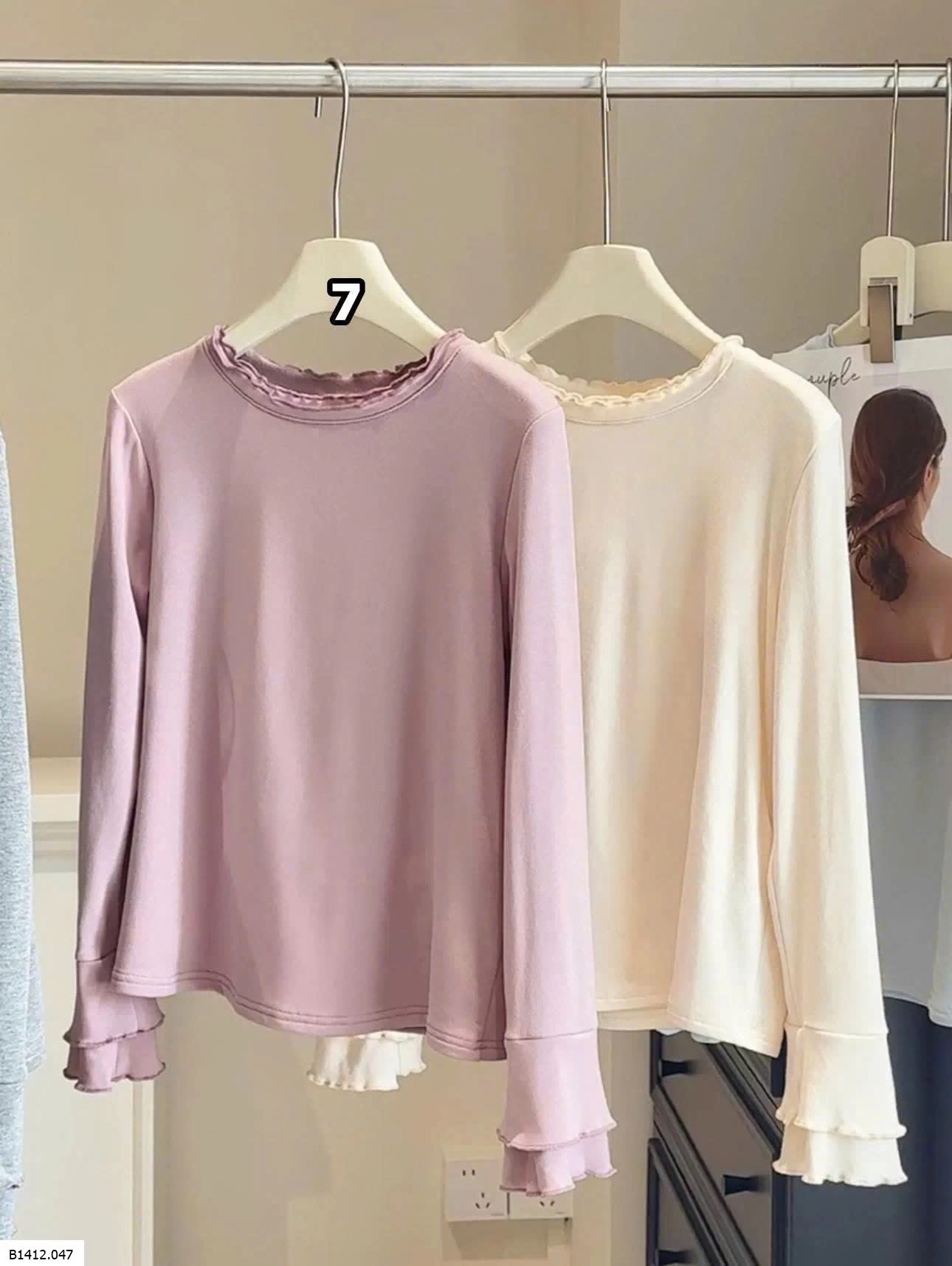 ÁO THUN DÀI TAY VIỀN BÈO ANNA  Giá sỉ 140k