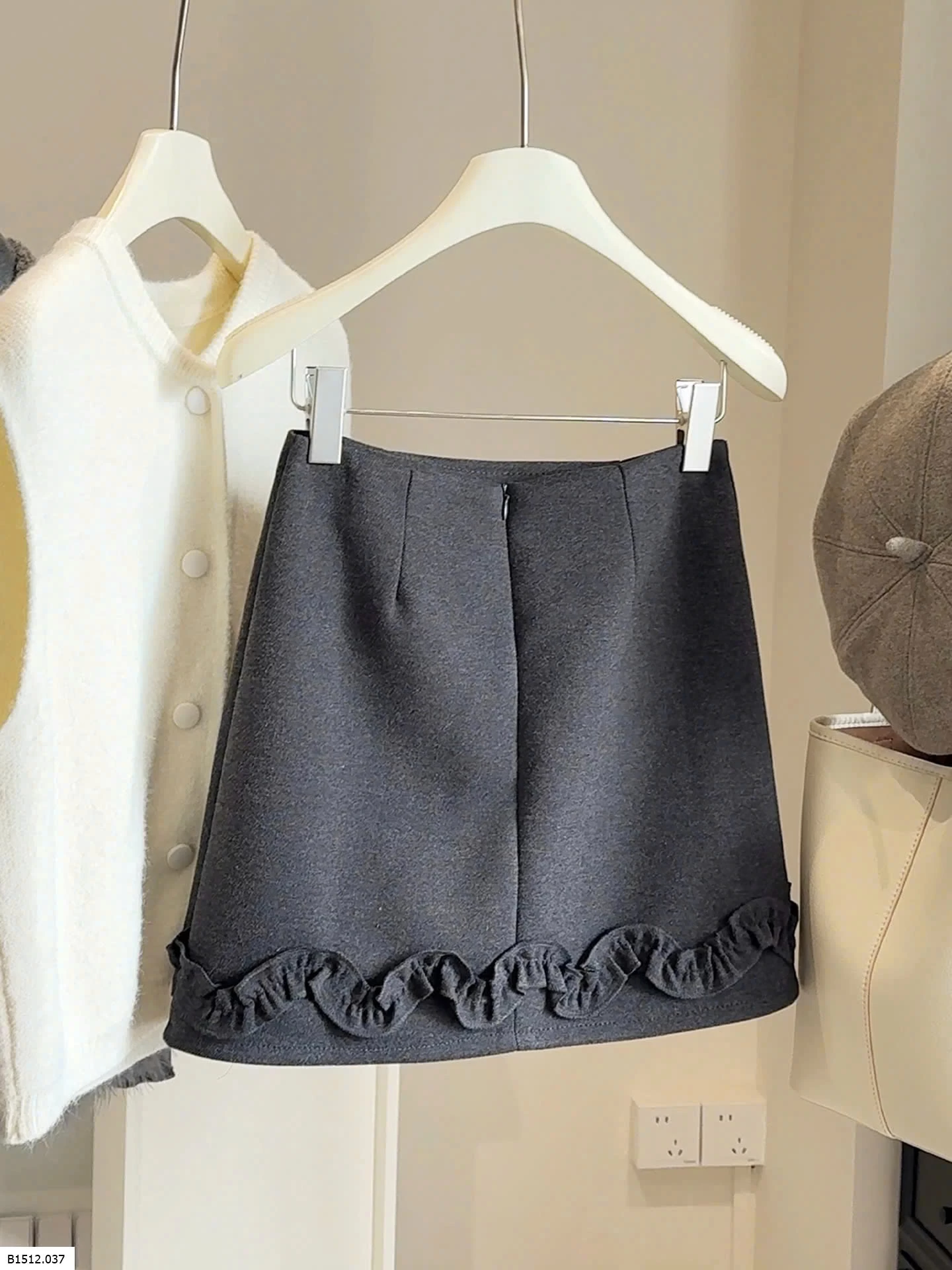 CHÂN VÁY CHỮ A CHÍNH HÃNG ANNA  Giá sỉ 150k