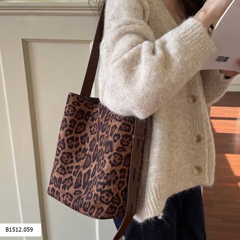 Túi tone Nâu cổ điển  Giá sỉ 140k