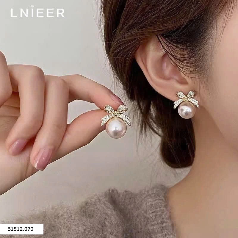 HOA TAI LNIEER bạc #S925  Giá sỉ M1 :110k M2 : 90k