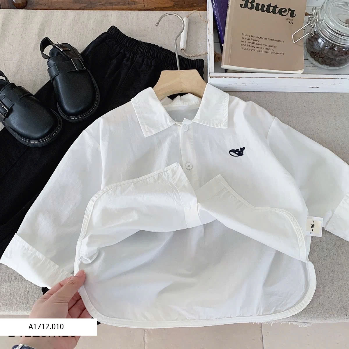 Sơ mi thêu cá heo  Giá sỉ 130k