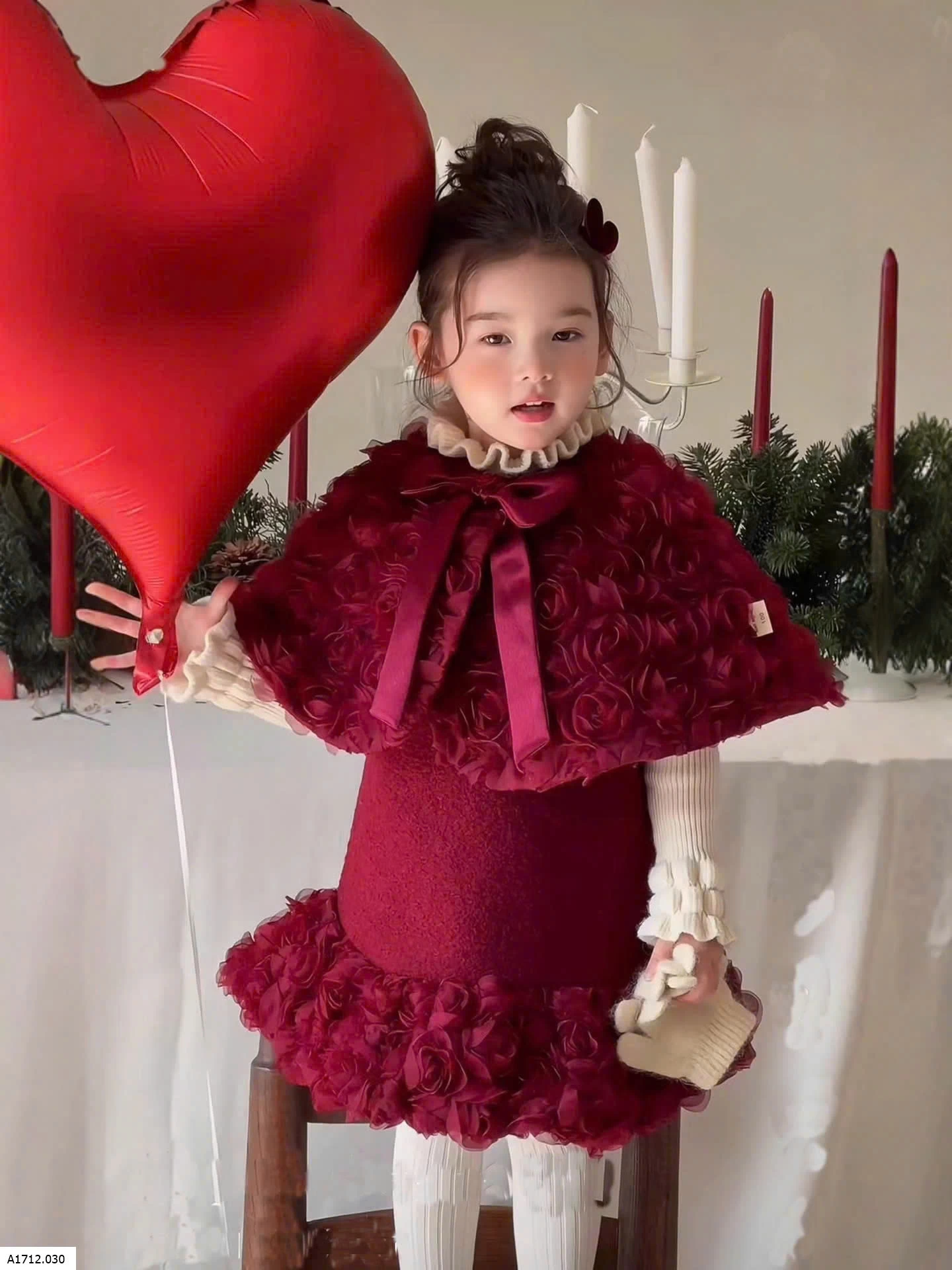 SET VÁY ĐỎ HOA HỒNG 3D  Giá sỉ choàng 227k  váy sát nách 268k  áo len 185k 