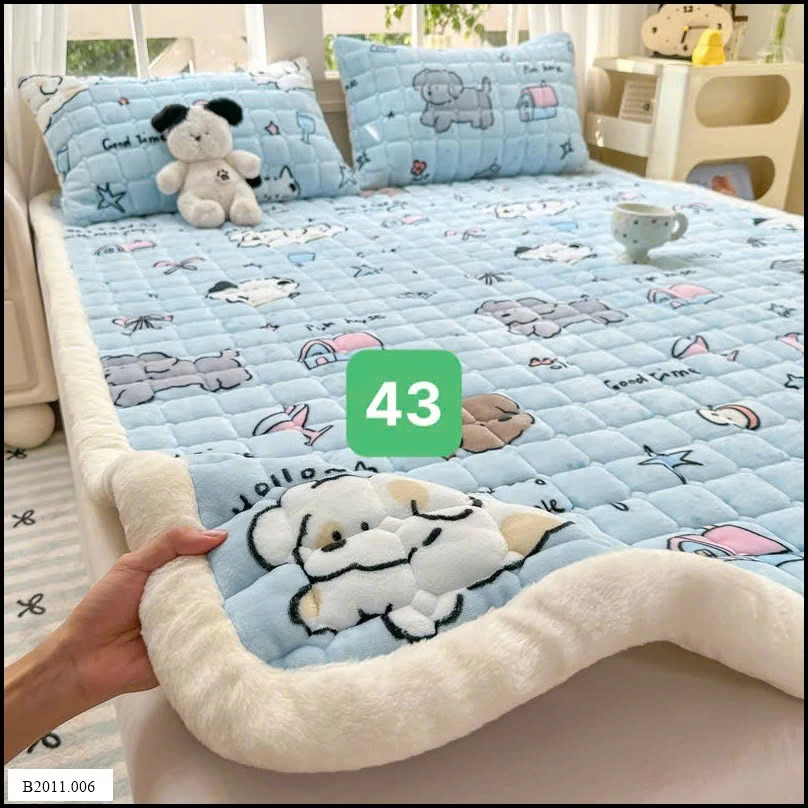 NỆM LÓT LÔNG CỪU SỮA (M21 - M43) Giá sỉ sz 120x200 giá 182k  sz 150x200 giá 213k  sz 180x200 giá 240k  sz 200x220 giá 283k  Vỏ gối rời giá 97k/ cặp