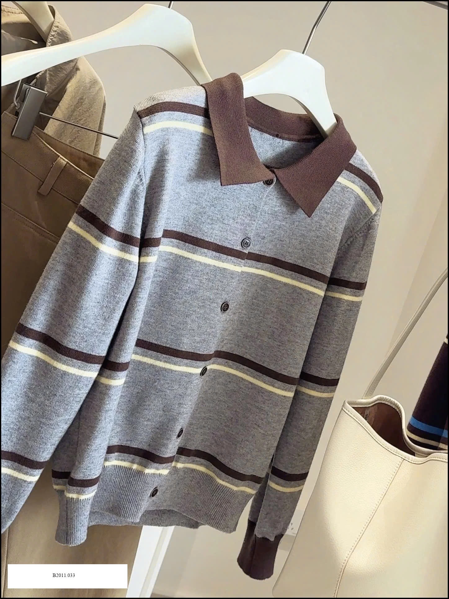 ÁO LEEN KẺ CỔ POLO ANNA Giá sỉ 200k