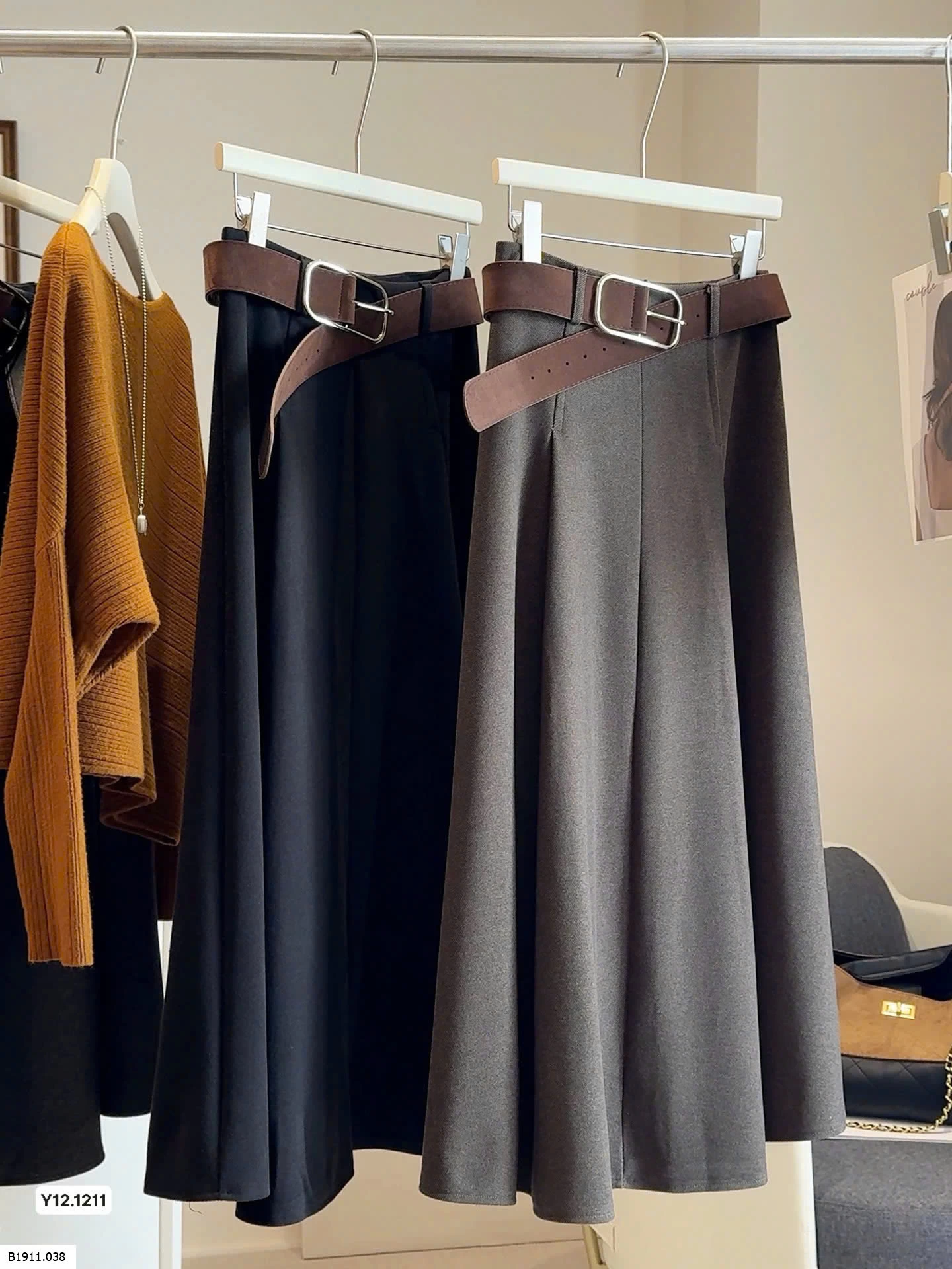 CHÂN VÁY MIDI DÁNG DÀI  Giá sỉ 210k