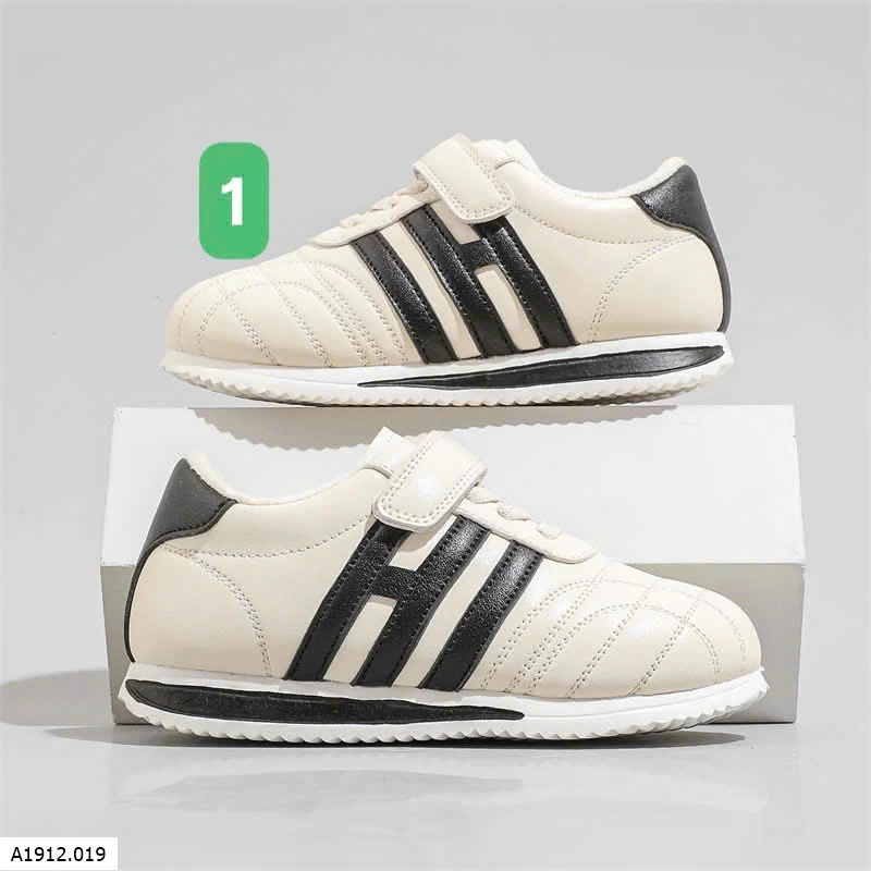 GIÀY THỂ THAO PHỐI SỌC CHO BÉ Giá sỉ sz 23-30: #160k sz 31-36: #180k