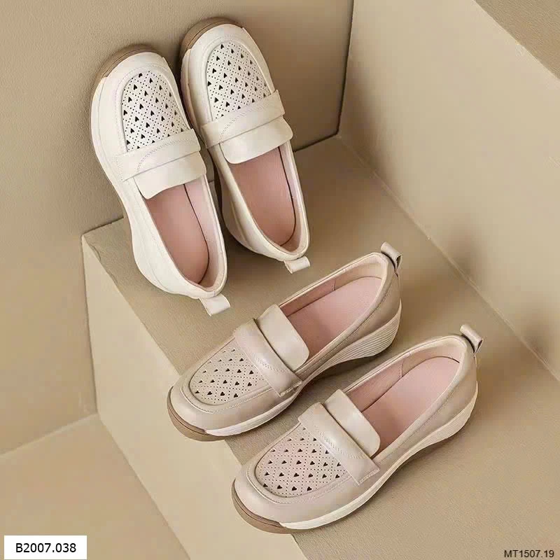  Giày lười lỗ  Sỉ 140k