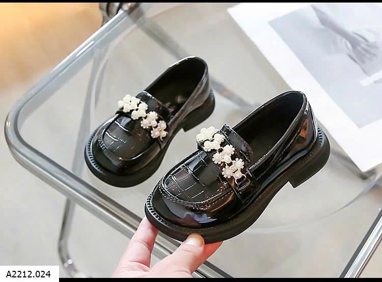 GIÀY LƯỜI DA BG  Giá sỉ 23-25: 125k 26-30: 135k  31-35: 145k 