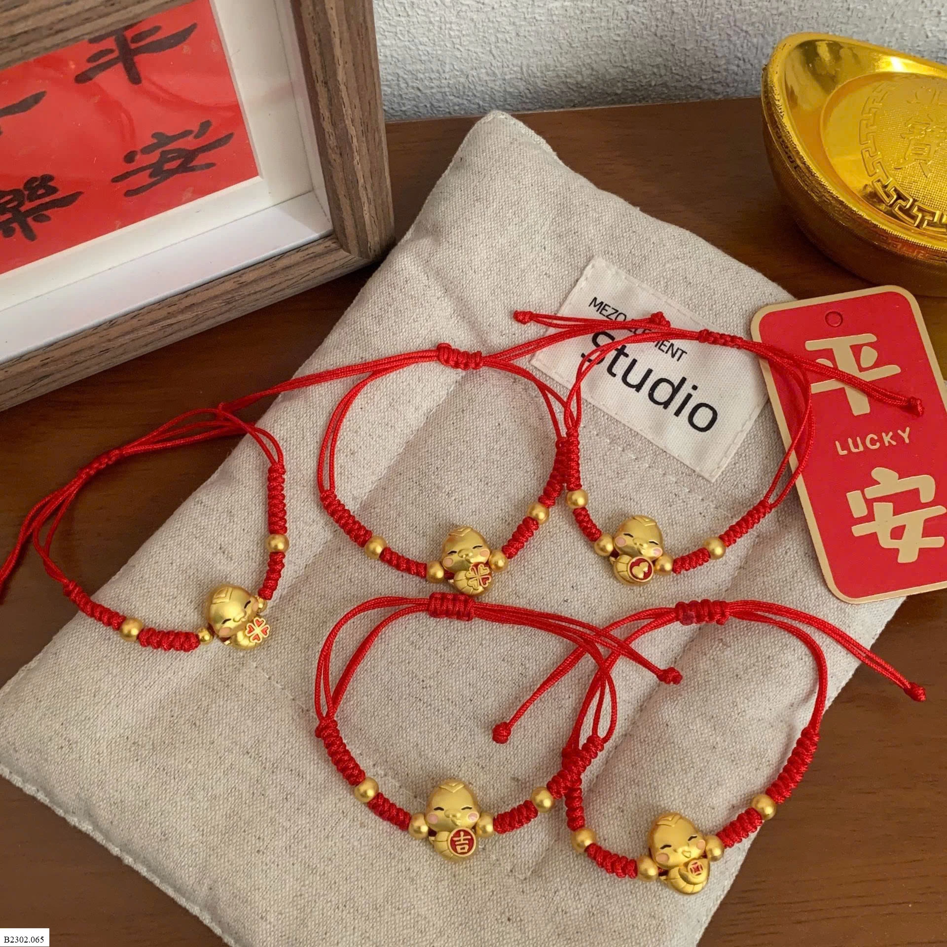 SET 2 VÒNG ĐỎ CON RẮN Sỉ 32k/1 set 2c