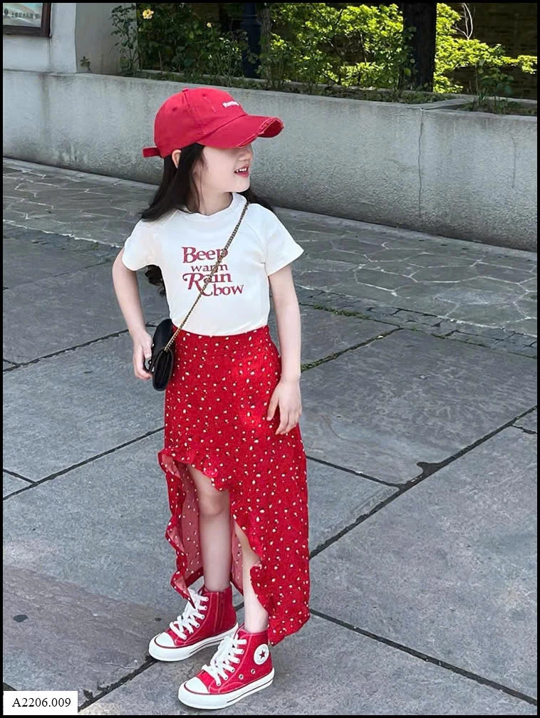 SET ÁO CỘC MIX CHÂN VÁY XẺ TÀ BG Sỉ giá Áo sz 110-150: 103k / sz 160-170: 124k Váy sz 110-150: 161k / sz 160-170: 191k