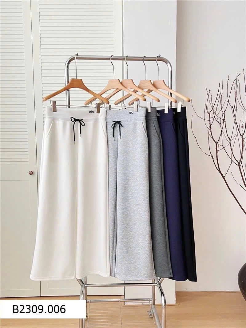 QUẦN SUÔNG HACK DÁNG ALO    Giá sỉ 180k