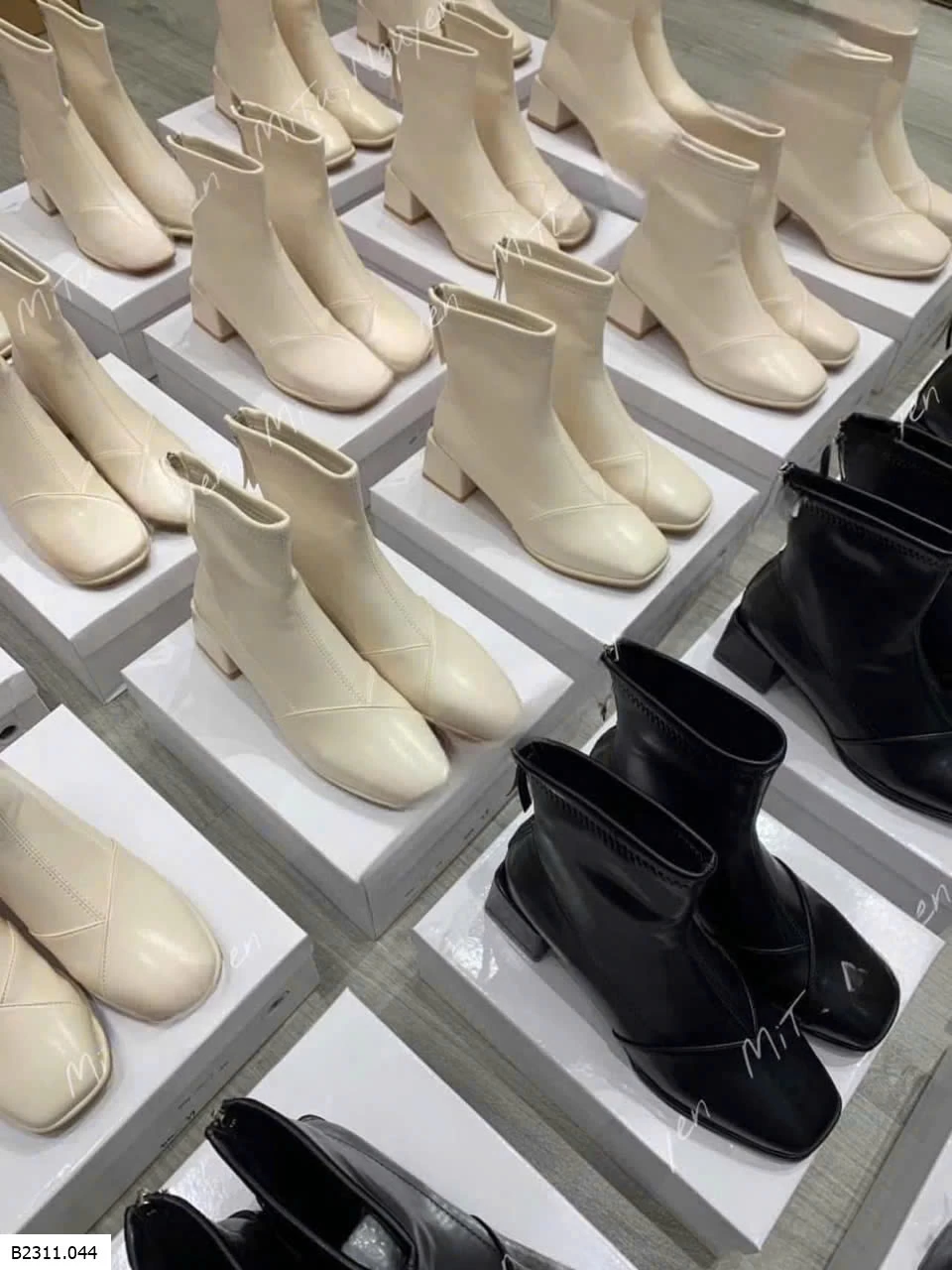  BOOT DA PU  Giá sỉ 200k