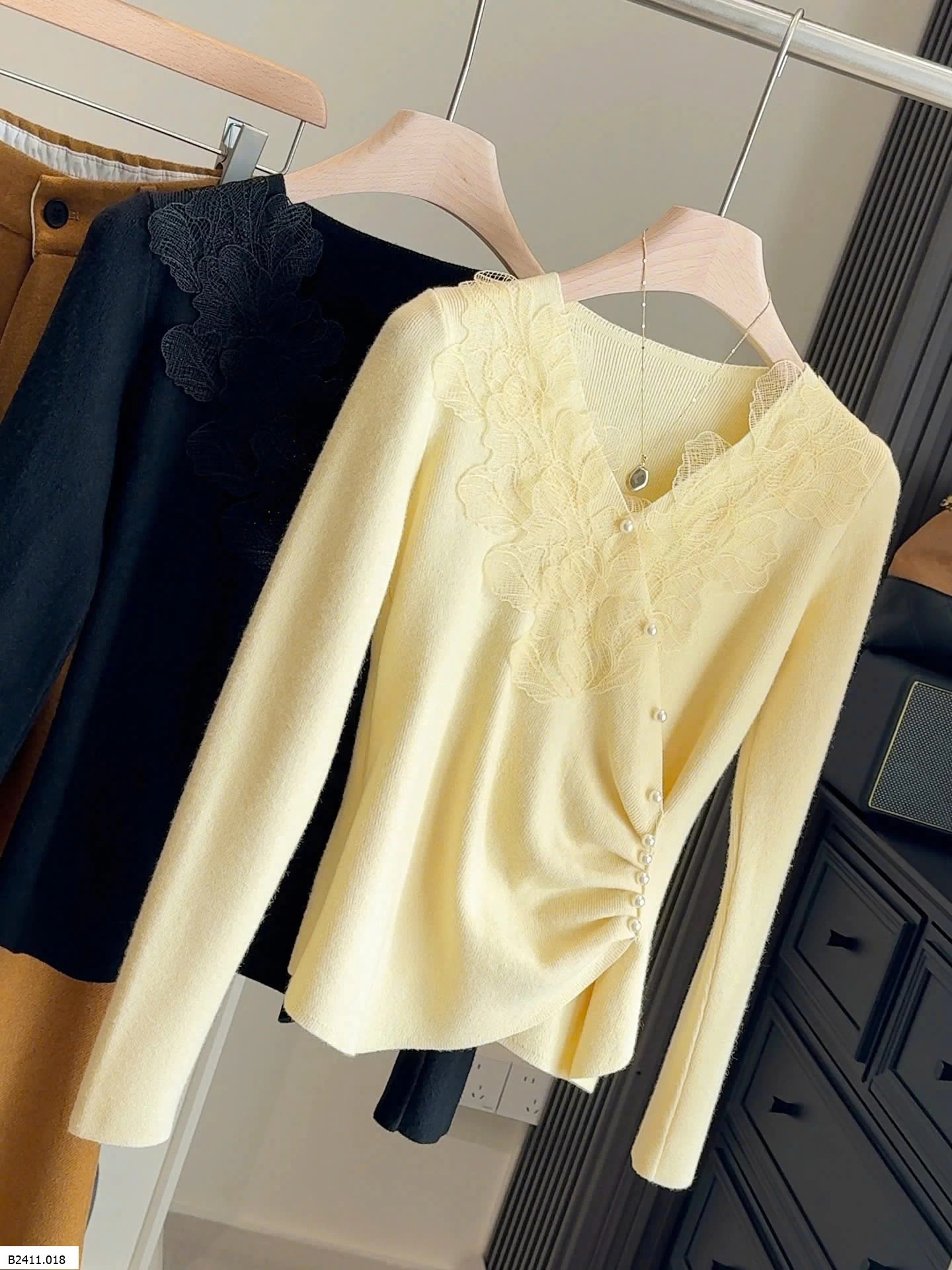 ÁO LEN CỔ TIM NHÚN EO PHỐI REN  Giá sỉ 205k