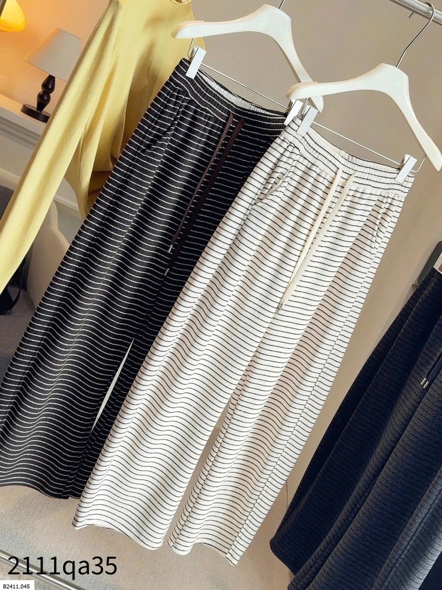 QUẦN ỐNG RỘNG KẺ SỌC LÓT LÔNG ANNA   Giá sỉ 225k