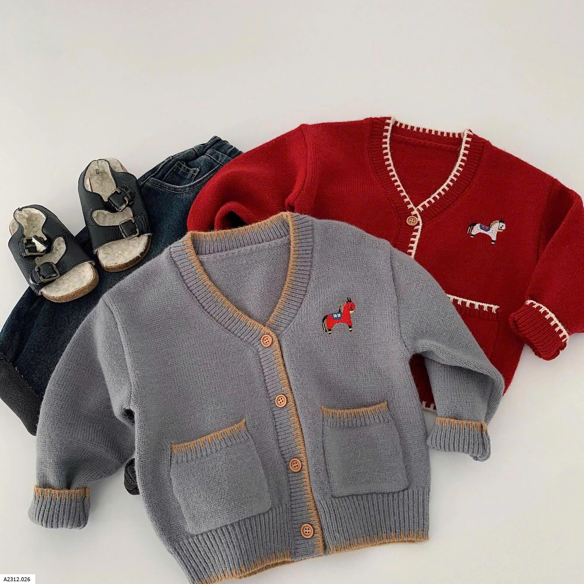 ÁO KHOÁC LEN CARDIGAN NGỰA CHO BÉ Giá sỉ 203k