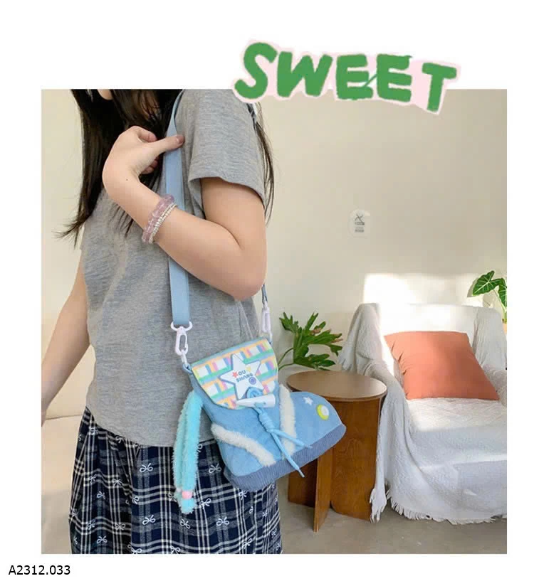 TÚI ĐEO CHÉO HÌNH GIÀY MÀU SẮC CUTE Giá sỉ 115k
