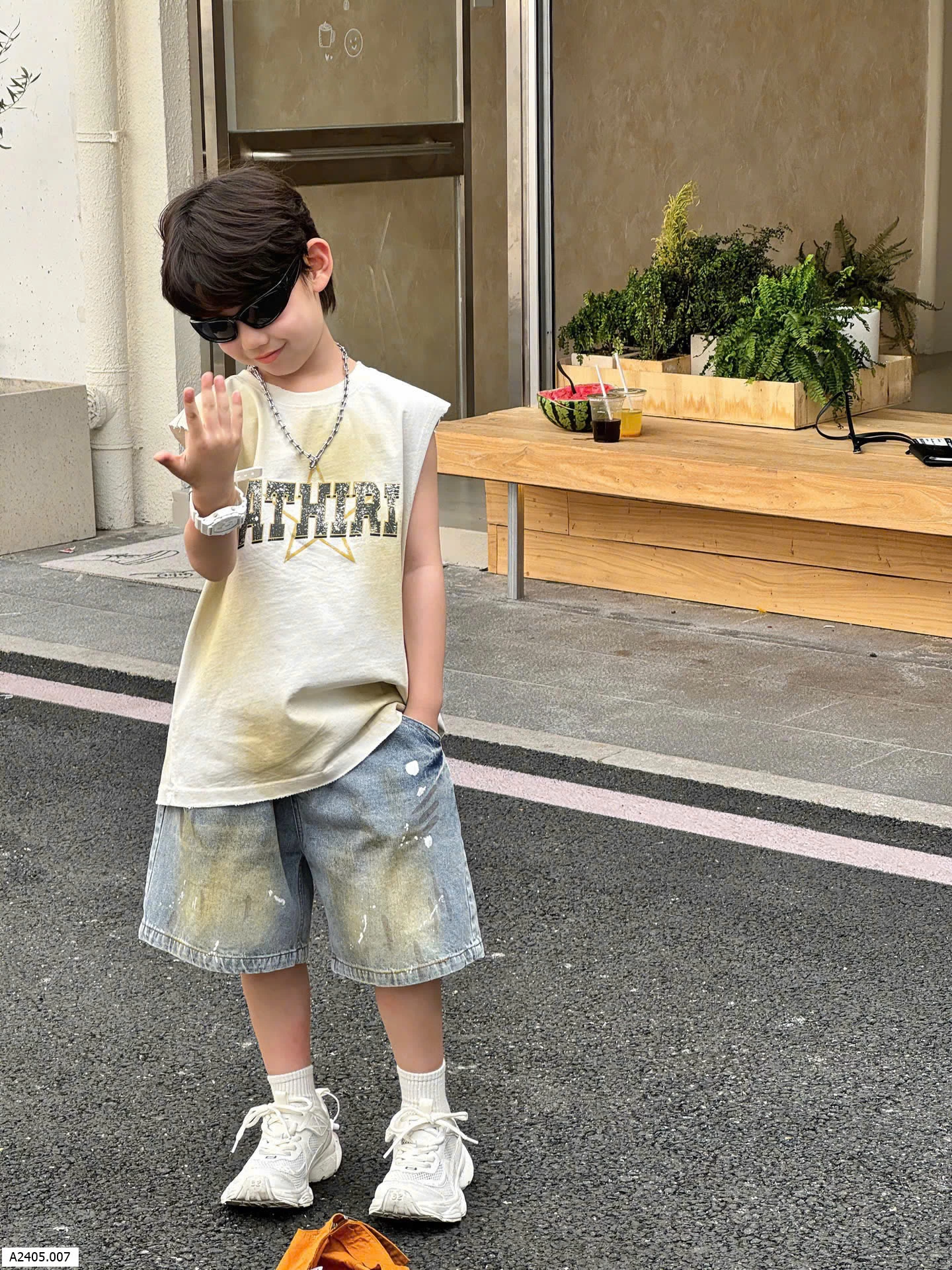 SET ÁO TANKTOP MIX SHORT JEAN VẢY Sỉ  giá  áo: 133k  quần: 183k 