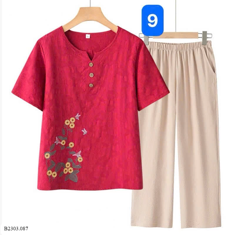 ÁO & BỘ ĐỒ TRUNG NIÊN    Giá sỉ như sau: mẫu 1-5 lẻ áo: 115k mẫu 6-10 cả set : 180k