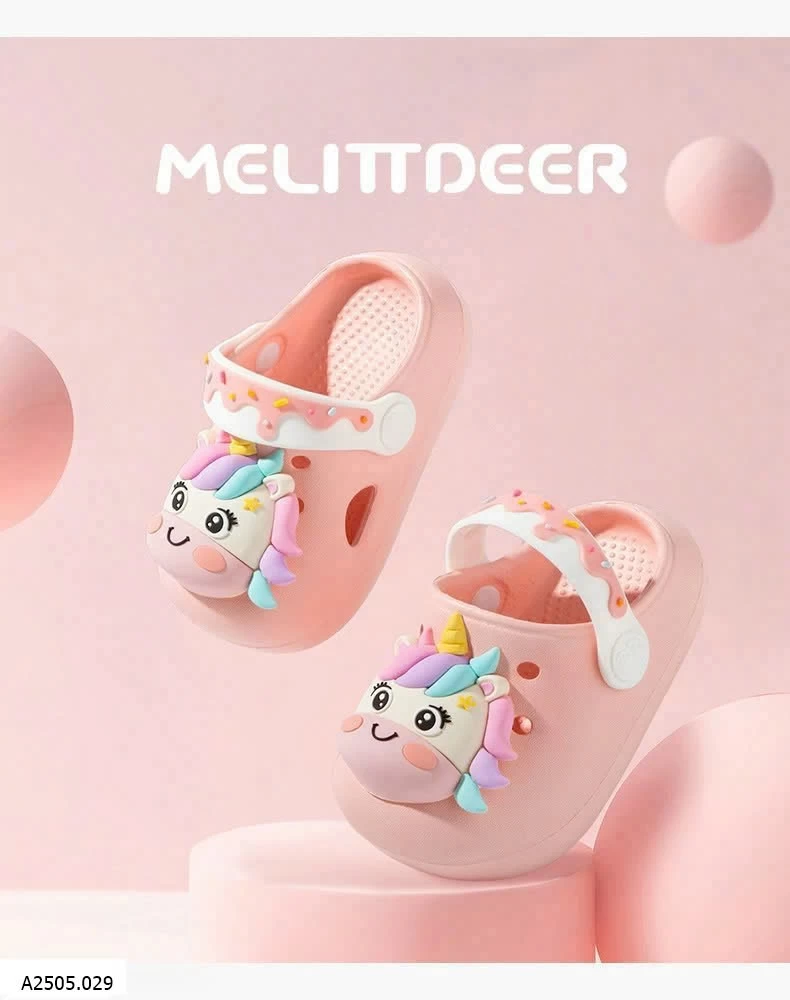 DÉP SỤC CROCS CHO BÉ GÁI 