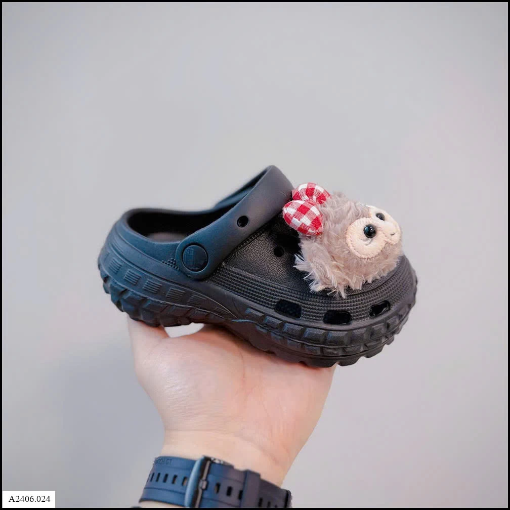 SỤC CROCS CHO BÉ VÀ MẸ Sỉ giá sz 26-30: 163k  sz 31-37: 173k  sz 38-40: 185k 