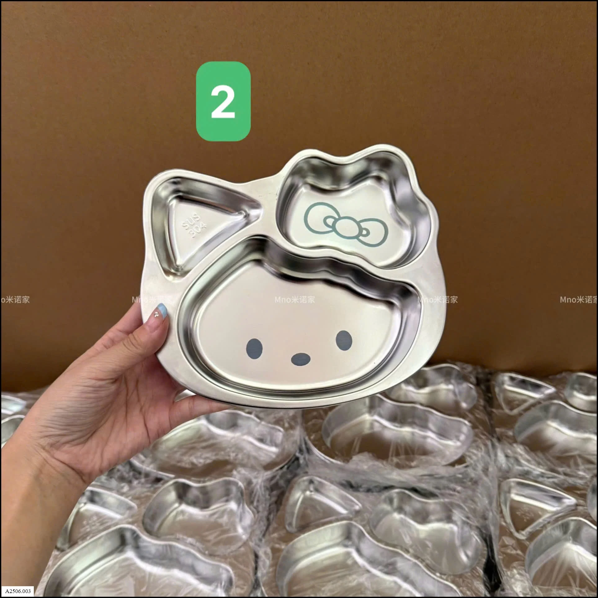 KHAY ĂN CƠM HELLO KITTY   Sỉ giá mẫu 1: 55k  mẫu 2: 59k 