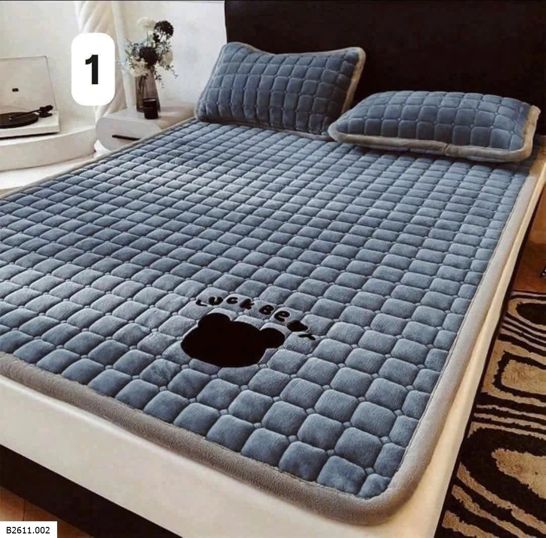 THẢM NỈ GIỮ  NHIỆT MÙA ĐÔNG  Giá sỉ Kt 1.6*2m: sale #330k Kt 1.8*2m: sale #340k Kt 2m*2m2: sale #370k