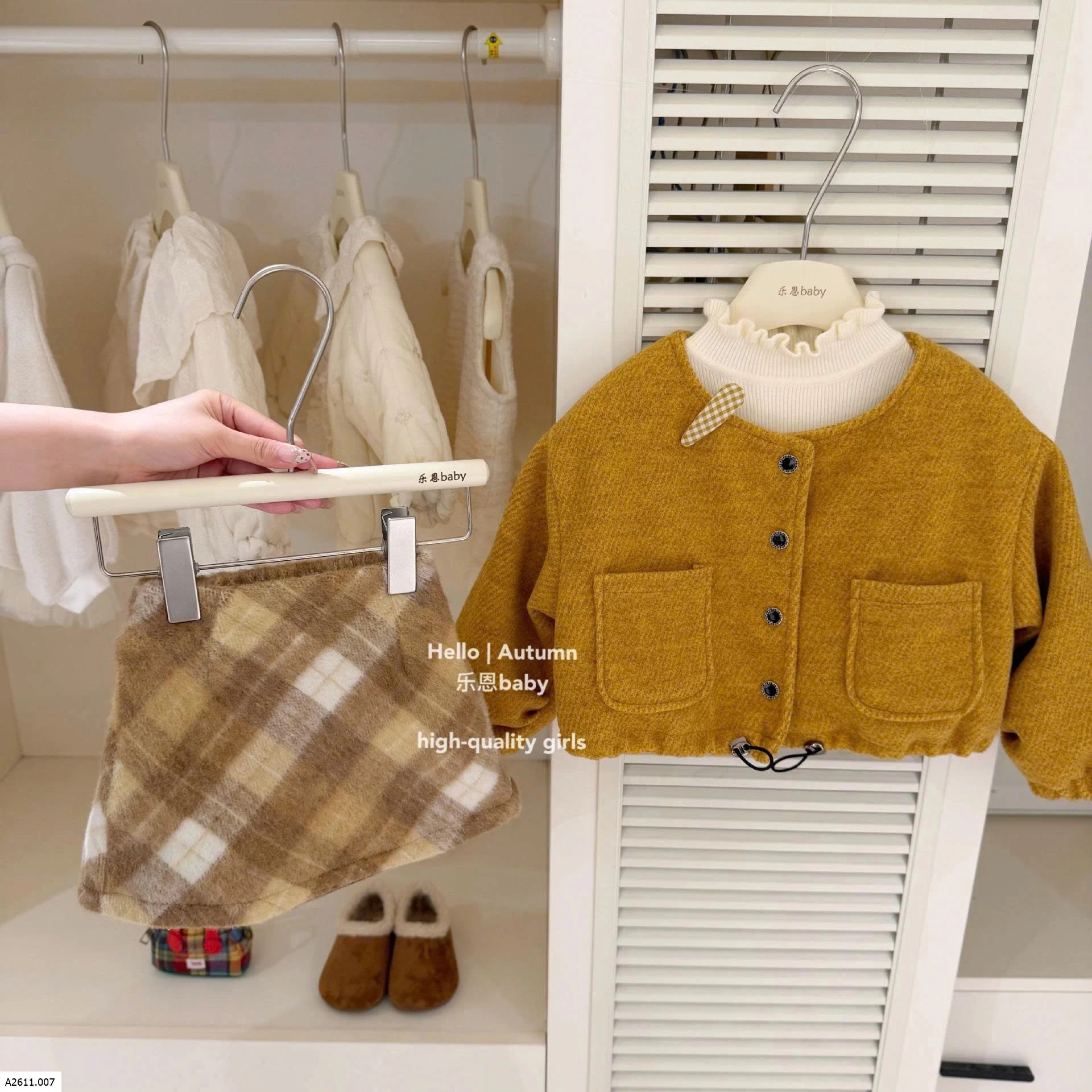 SET ÁO LEN MIX CVÁY MỚI TBABY Giá sỉ áo 235k , váy 152k