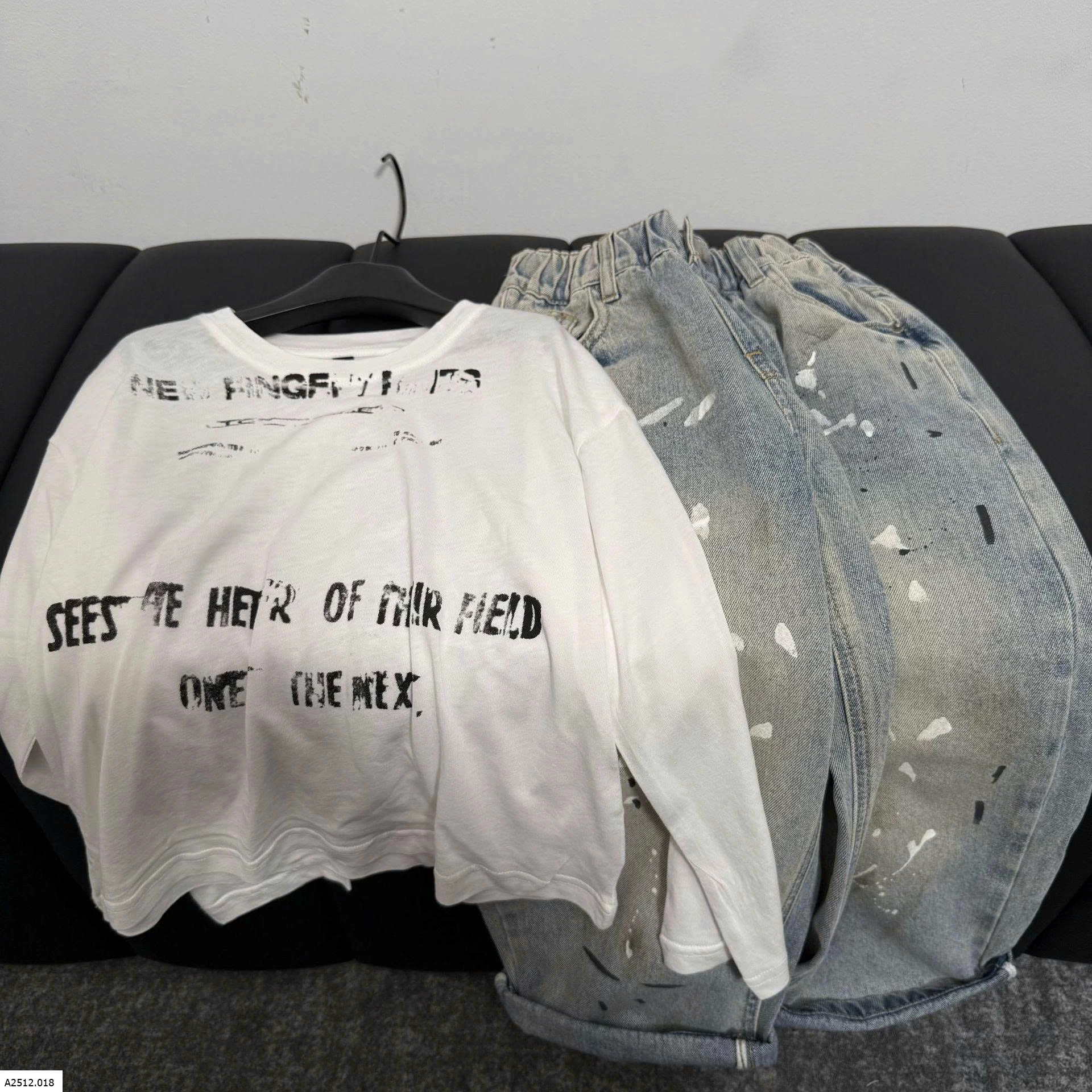 ÁO THUN CHỮ MĨ QUẦN JEAN VẨY SƠN   Giá sỉ áo 105k Quần  199k