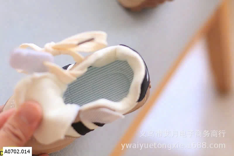 GIÀY KẺ SỌC CHO BÉ Sỉ 105k