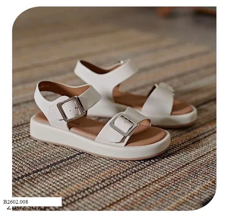 SANDAL ĐẾ BẰNG DUSTO KHUY BẠC  Sỉ 135k