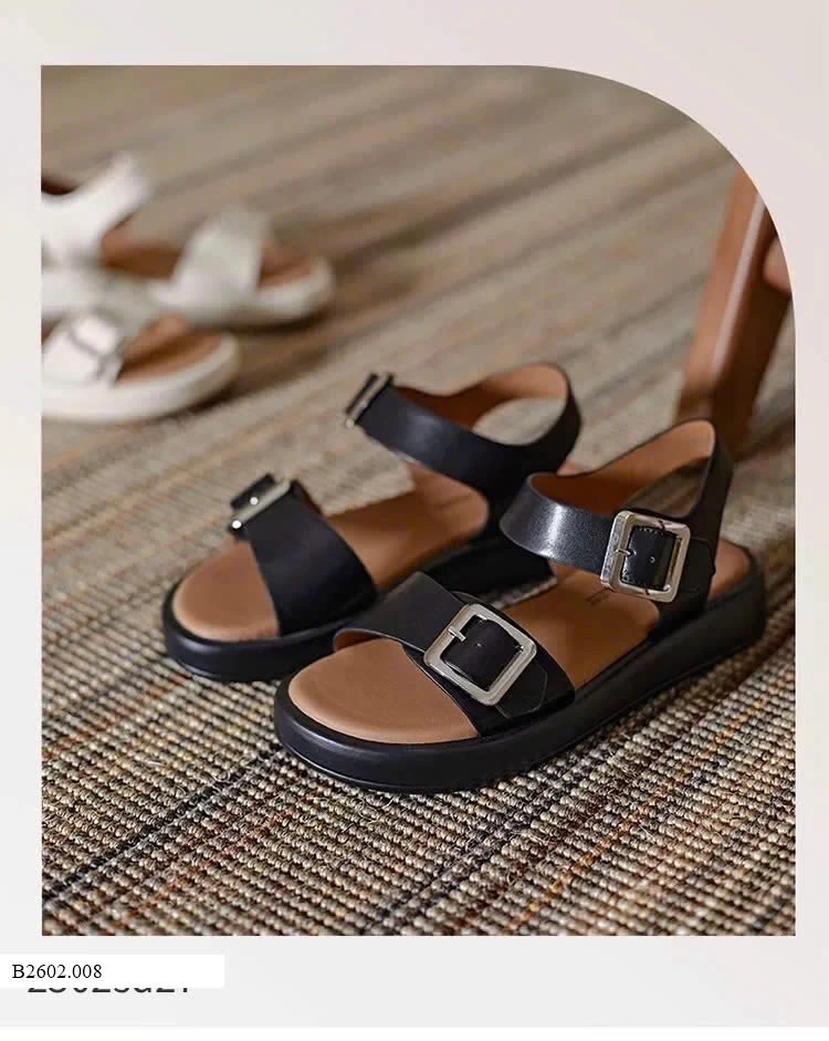 SANDAL ĐẾ BẰNG DUSTO KHUY BẠC  Sỉ 135k