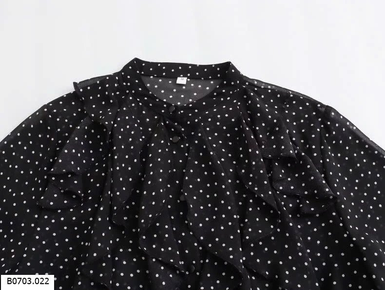 ÁO HÃNG KASLEAD HỌA TIẾT CHẤM BI      Sỉ 198k 