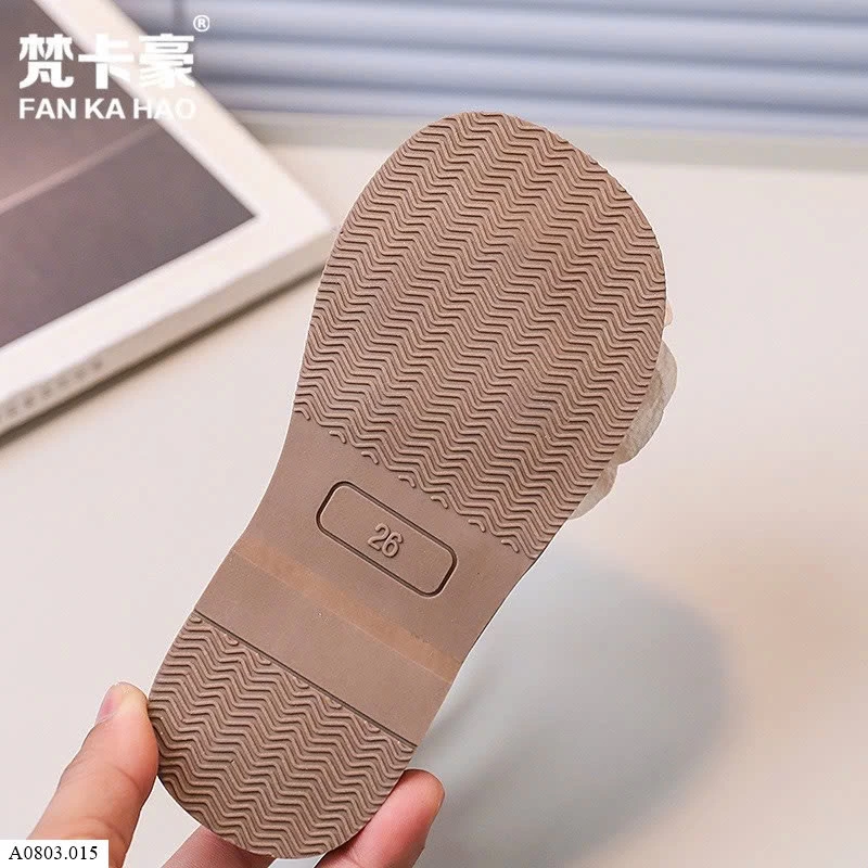 SANDAL CHIẾN BINH GẮN HOA   Giá sỉ  Sz 23-28: 129k  sz 29 -36: 138k 